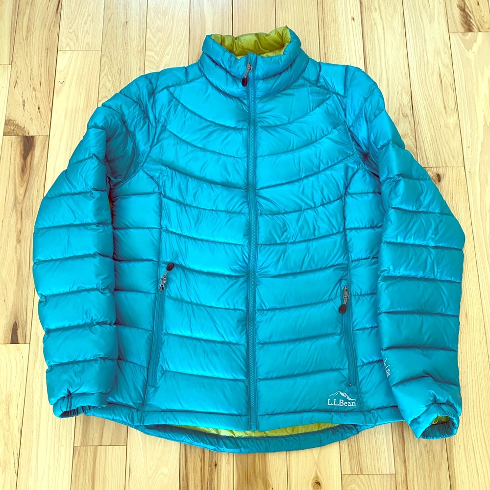COPY - Women’s LL Bean puff coat, size small